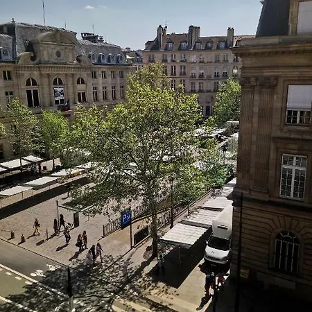 Rivoli Ξενοδοχείο *